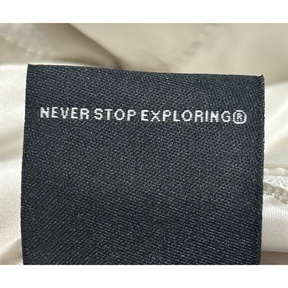 The North Face Reversible Winter Jacket Girls Hooded Soft White Coat 10/12 M - Picture 10 of 10